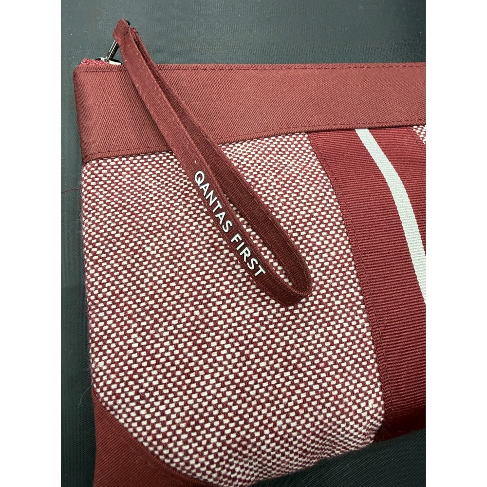 MARTIN GRANT QANTAS First Class Amenity Kit Pouch Unisex Burgundy Red Stripe OS - Picture 3 of 6